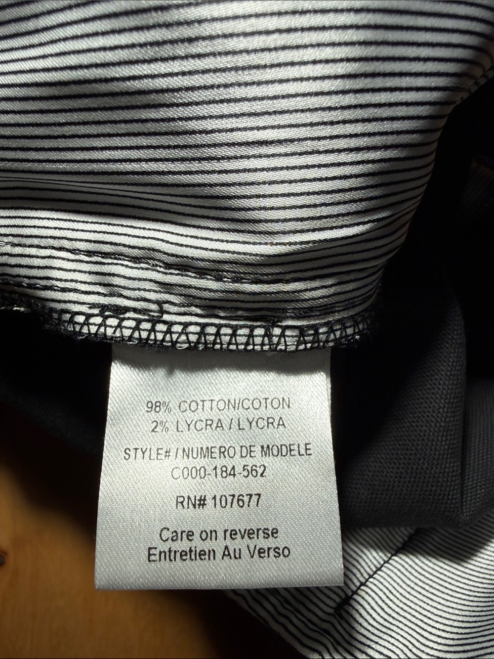 Alice + Olivia Cady Cuff Short - Picture 4 of 5